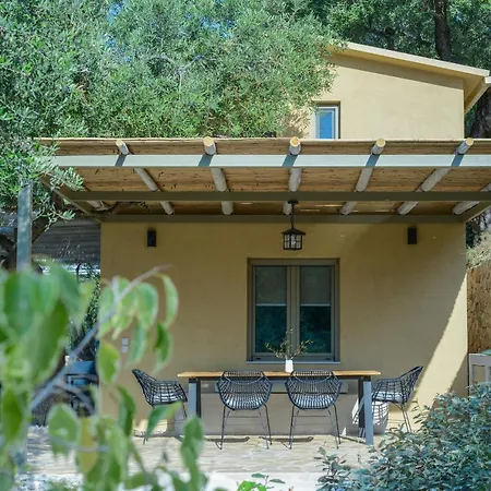 Casa Marathiás